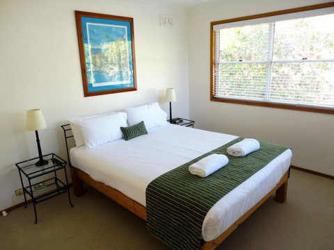 Noosa Entrance Waterfront Resort - Lismore Accommodation 1