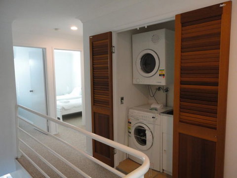 Noosa Entrance Waterfront Resort - Lismore Accommodation 9