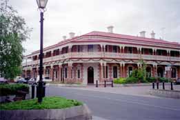 Jens Town Hall Hotel - Lismore Accommodation 0
