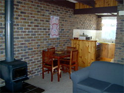 Warrawee Holiday Units - Lismore Accommodation 0