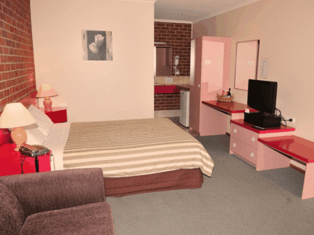 Werribee Motel & Apartments - Lismore Accommodation 0