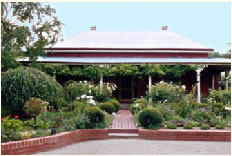 Kinross Guest House - Lismore Accommodation 0