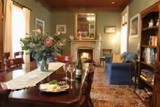 Kinross Guest House - Lismore Accommodation 1