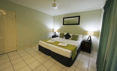 Costa Royale Beachfront Apartments - Lismore Accommodation 2