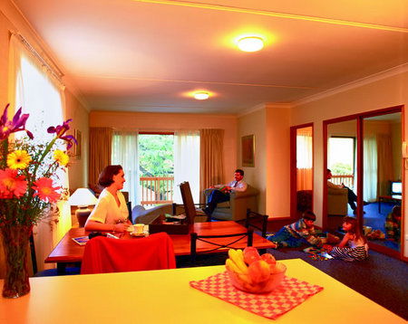 Oxley Court Serviced Apartments - Lismore Accommodation 0