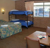 Oasis By The Lake - Lismore Accommodation