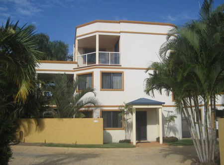 Urangan QLD Lismore Accommodation