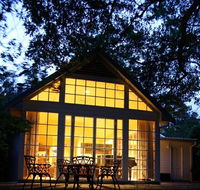 Bygone Beautys Cottages - Lismore Accommodation