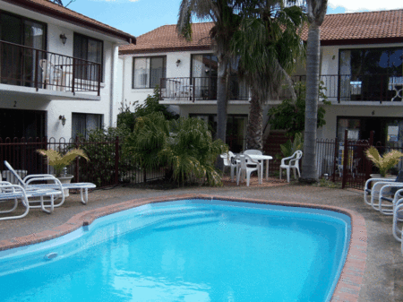 Peninsular Apartments - Lismore Accommodation 0