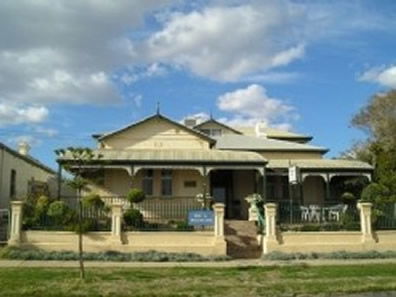 Henley Beach SA Lismore Accommodation
