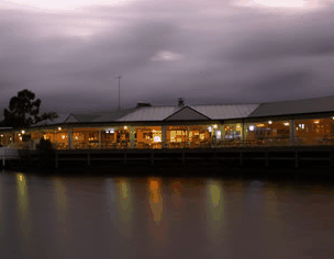 Waterfront Hotel - Lismore Accommodation