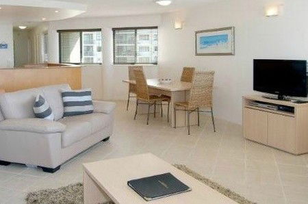 Malibu Mooloolaba - Lismore Accommodation 2