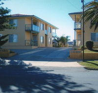 AA Madalena Court Holiday Apartments - Lismore Accommodation
