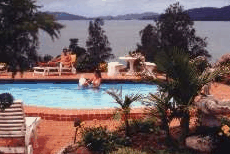 Galway Downs Lakeside Country House - Lismore Accommodation