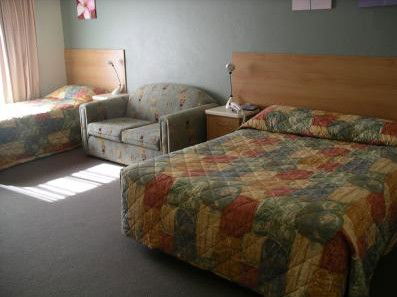 Country Comfort Orange - Lismore Accommodation 0