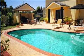 Hopkins House Motel & Apartments - Lismore Accommodation 0