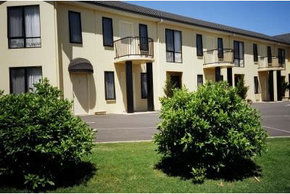 Hopkins House Motel & Apartments - Lismore Accommodation 2