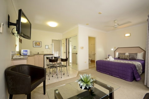 Reef Palms - Lismore Accommodation 1