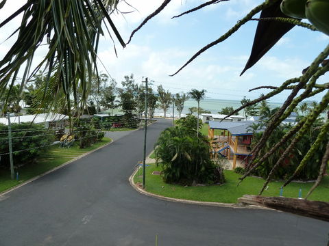Montage Beach Apartments - Lismore Accommodation 3