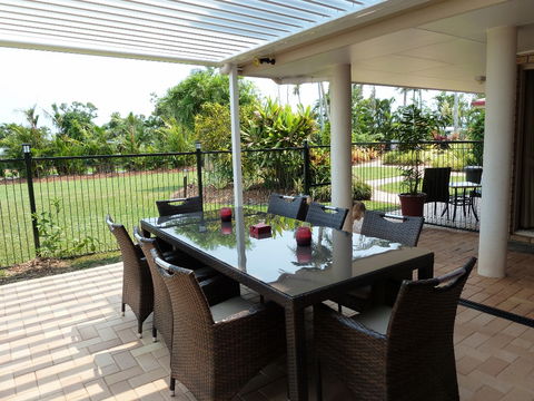 Montage Beach Apartments - Lismore Accommodation 4