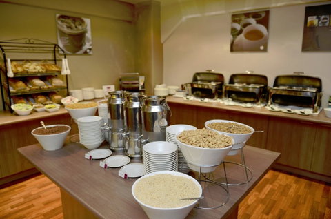 Mercure Grosvenor Hotel Adelaide - Lismore Accommodation 3