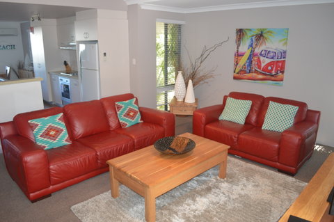 Outrigger Bay Apartments - Lismore Accommodation 6