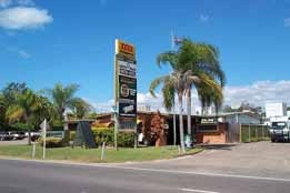 Queens Beach Motor Hotel - Lismore Accommodation 0