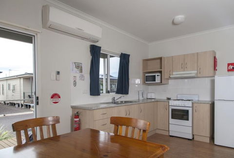 Sundowner Cabin And Tourist Park - Lismore Accommodation 1