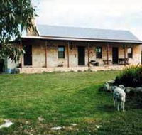 Mt Dutton Bay Woolshed Heritage Cottage - Lismore Accommodation