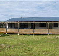 Surfin Sceales Beach House - Lismore Accommodation