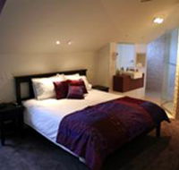 Merlot  Verdelho - Lismore Accommodation