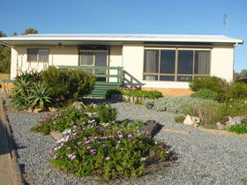 Oaklands Beach House - Lismore Accommodation 0