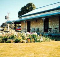 Robe House - Lismore Accommodation