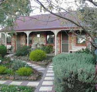 Langmeil Cottages - Lismore Accommodation