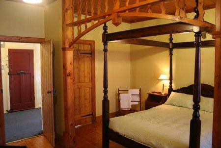 Trafalgar On The Strand - Lismore Accommodation 3