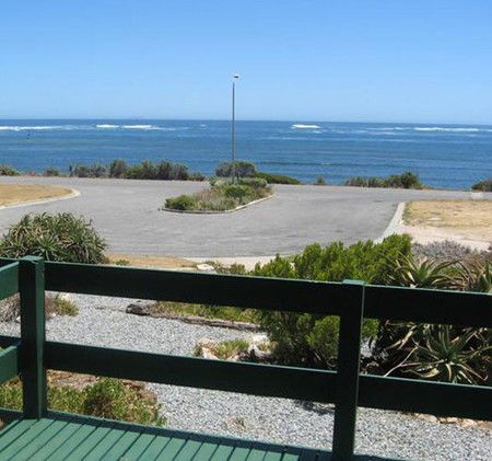 Oaklands Beach House - Lismore Accommodation 1