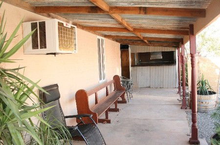 Meaney's Rest - Lismore Accommodation 2
