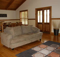 Beachport Retreat - Lismore Accommodation