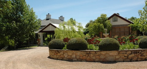 Paringa House B&B Stone Cottages - Lismore Accommodation 3