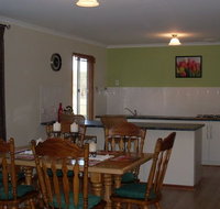 Lazy Days BB Cottage - Lismore Accommodation