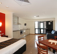 Tanunda Hotel Apartments - Lismore Accommodation