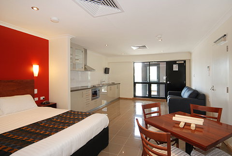 Tanunda Hotel Apartments - Lismore Accommodation 0