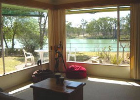 Riverfront Retreat - Lismore Accommodation 1