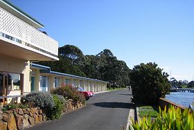 Waterfront Wynyard - The - Lismore Accommodation 0