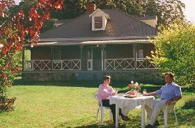 Hartzview Vineyard Homestead - Lismore Accommodation 0