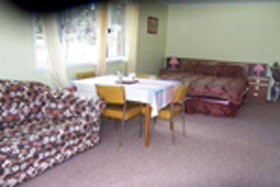 Quamby Pines Chalet B & B - Lismore Accommodation 0