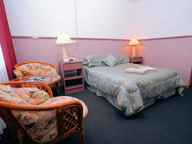 Queenstown Motor Lodge - Lismore Accommodation 0
