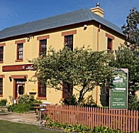 Schouten House - Lismore Accommodation