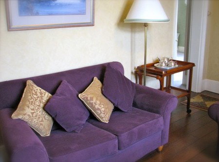 Crescentfield Cottage - Lismore Accommodation 3