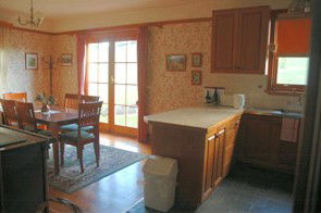 Hartzview Vineyard Homestead - Lismore Accommodation 4